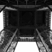 Variation autour de la Tour Eiffel